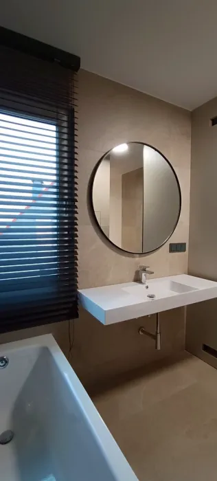 /
